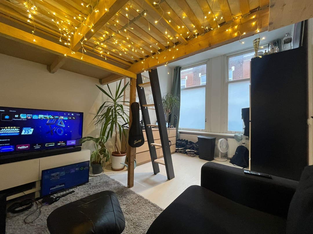 Chambre non meublée à louer dans Oostmaasstraat, Rotterdam