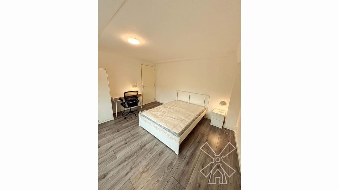 Gemeubileerd appartement Juliana van Stolberglaan, Den Haag - Te huur