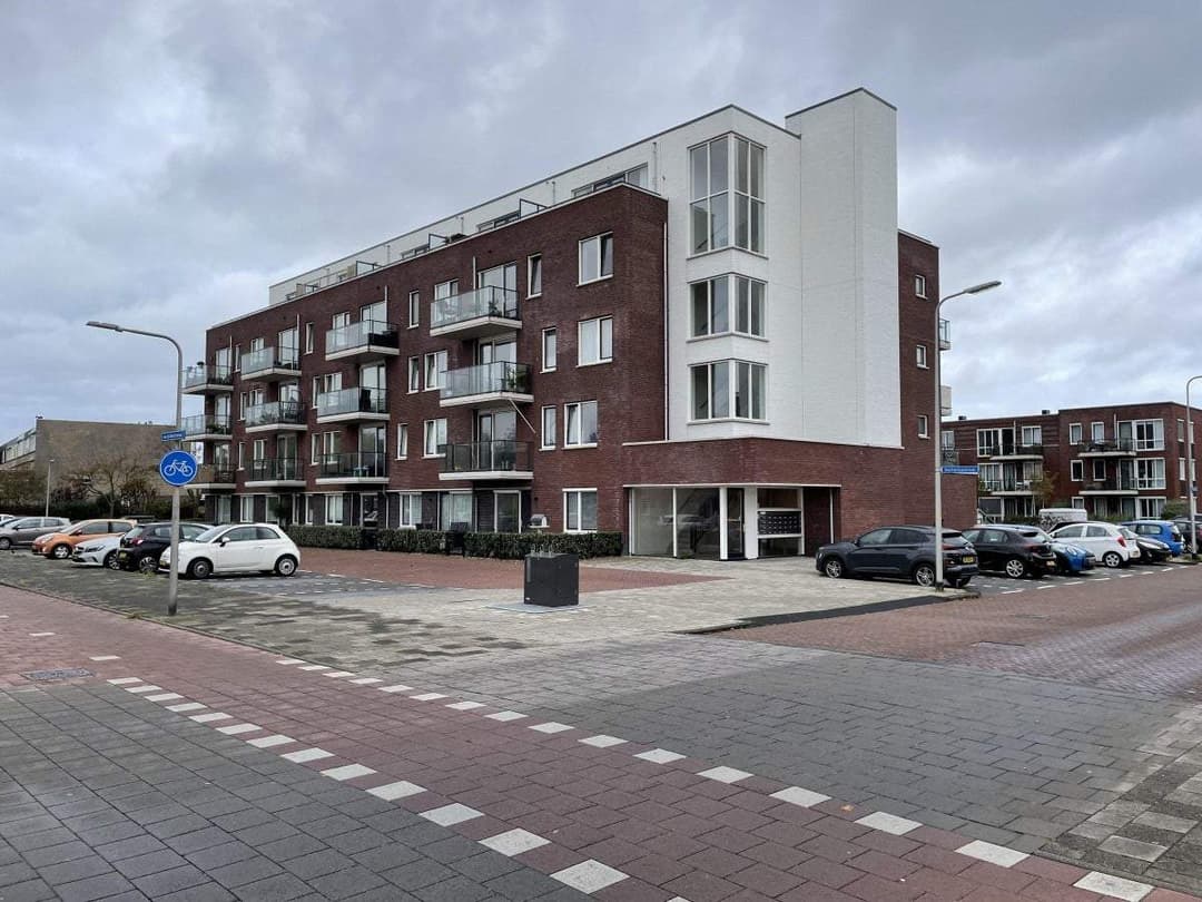 Flat Van de Mortelstraat, Noordwijk - For Rent
