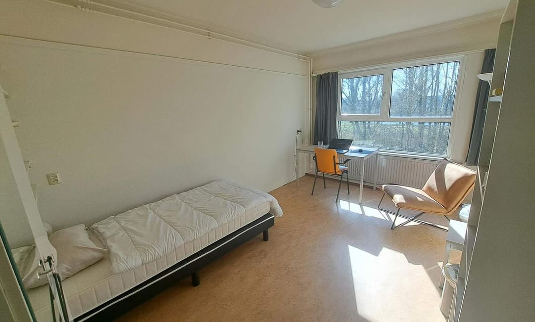 Kamer in Vossendijk, Nijmegen - Te Huur