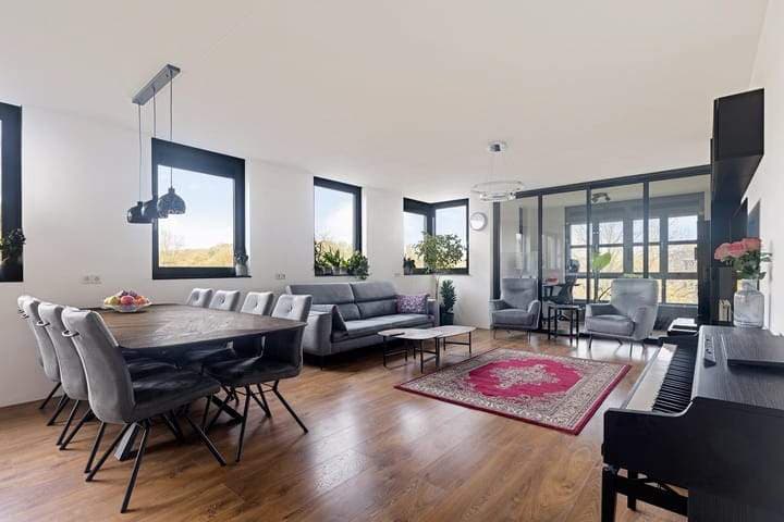 Top-Floor Apartment Jan van Zutphenlaan, Utrecht Zuilen - For Rent