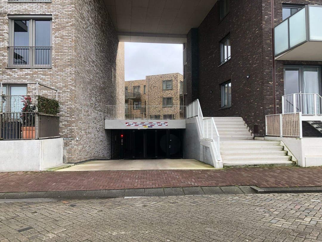 Parkplatz Mary van der Sluisstraat 37, Amsterdam - Zur Miete