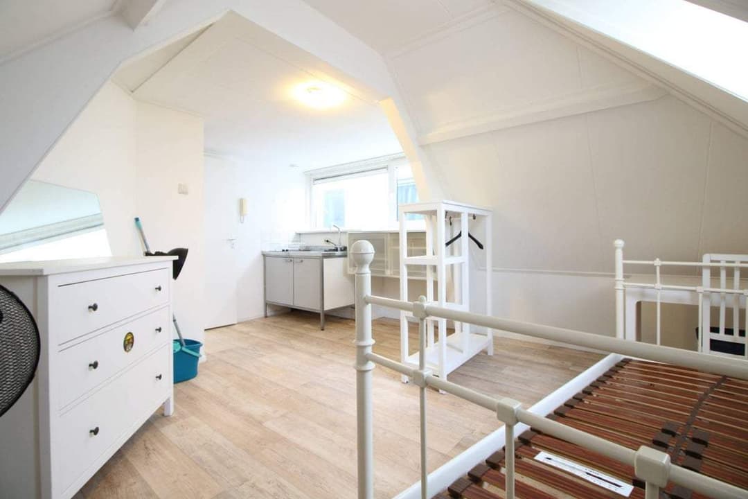 Room Lusthofstraat, Rotterdam - For Rent