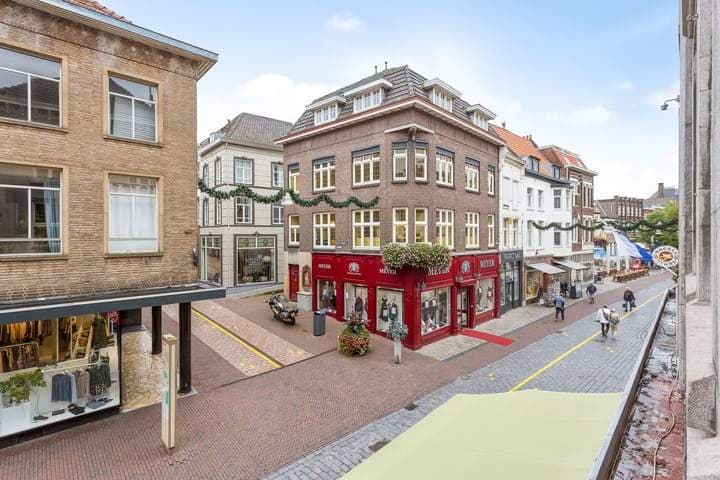 Modern Apartment Marktstraat, Roermond - For Rent