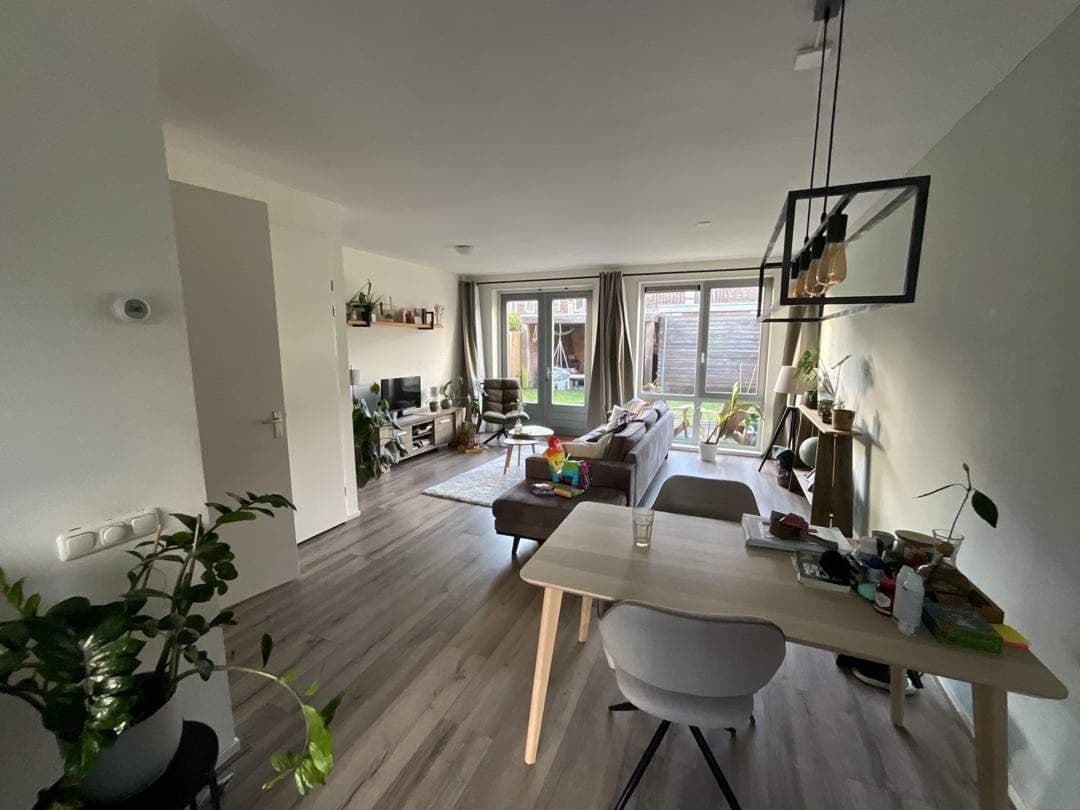 Hoekwoning Julianalaan, Zuidwolde - Te Huur