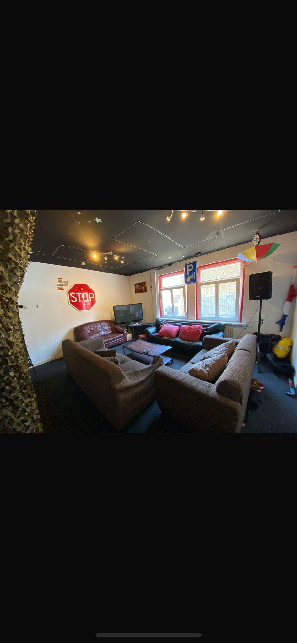 Kamer te huur zonder tapijt, Kleine Berg, Eindhoven