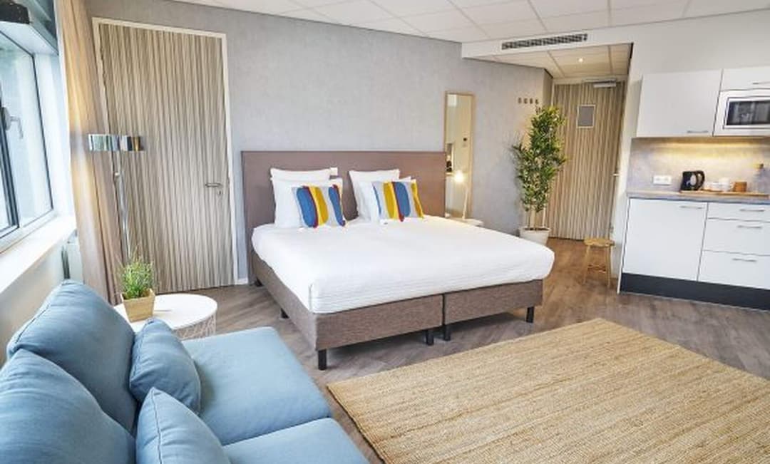 Appartement Meidoornweg, Badhoevedorp - Te Huur