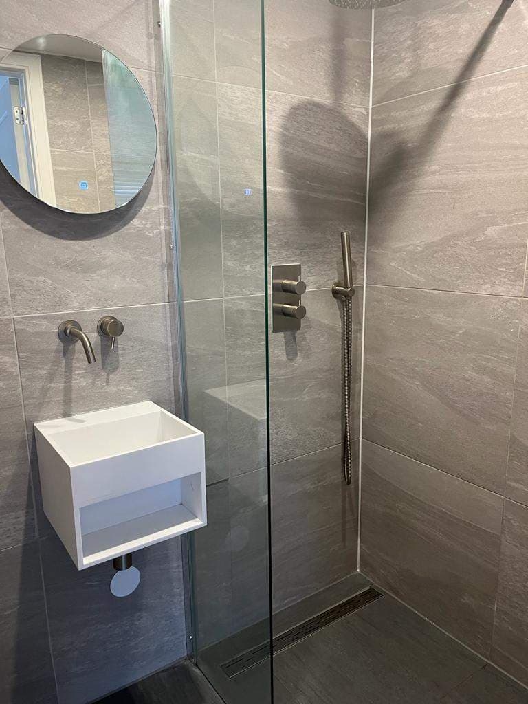 Unfurnished Studio Hebridenlaan, Amsterdam - For Rent