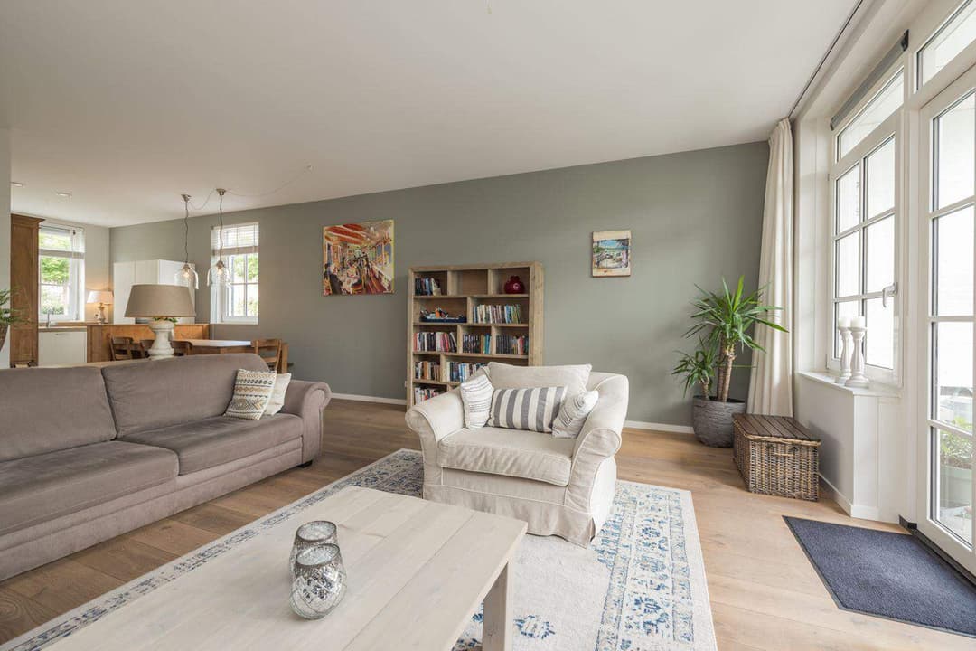 Room for Rent in Noordwijk, Kweeklust Neighborhood