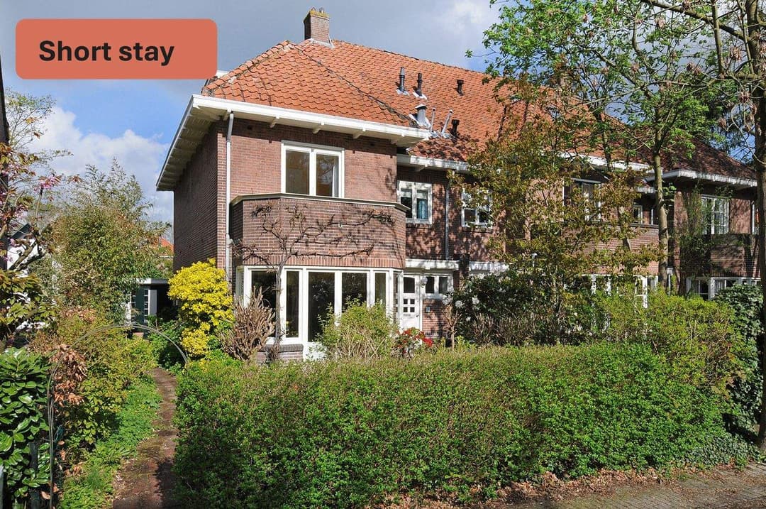 Graaf Florislaan 24, Bussum - Villa d'angle (Meublée, Location temporaire)