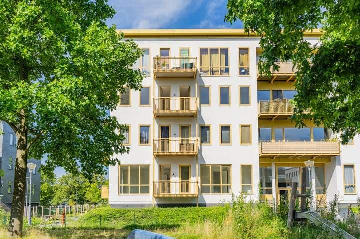 2-slaapkamerappartement aan de Naritaweg, Amsterdam Sloterdijk - Te huur