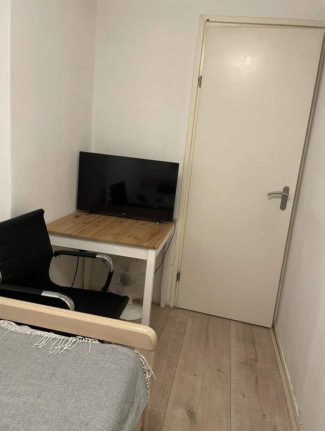 Gemeubileerde Kamer Schubertstraat, Zaandam - Te Huur