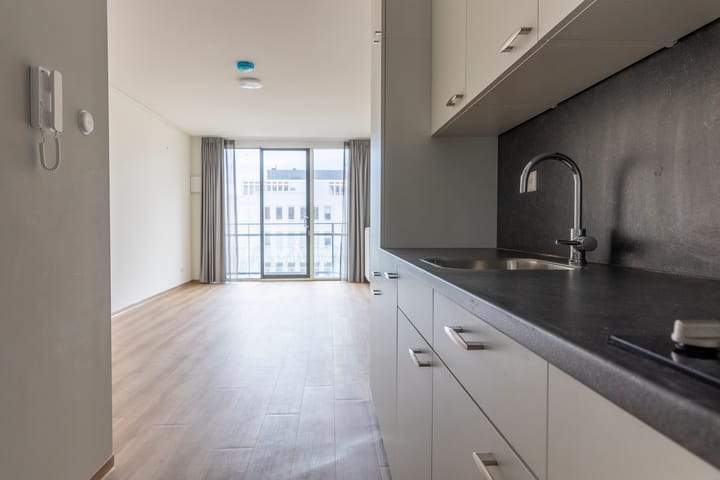 Studio Apartment Tandwielstraat, Rotterdam - For Rent