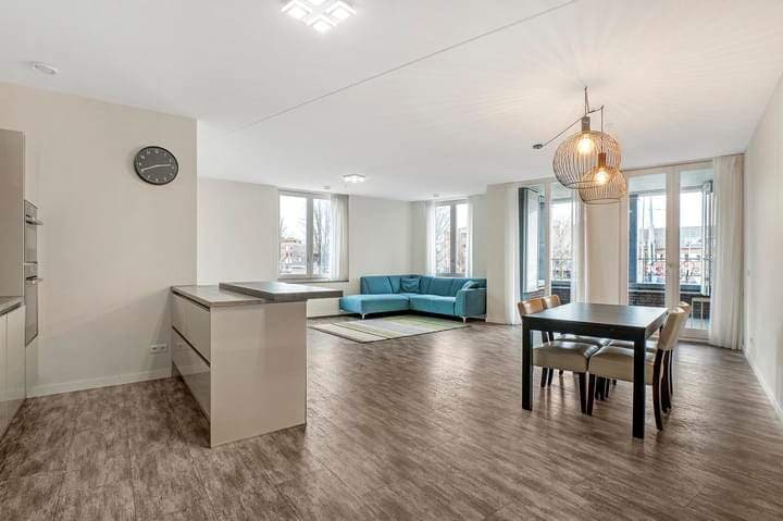 Apartment Cornelis Vermuydenstraat, Amsterdam - Te Huur