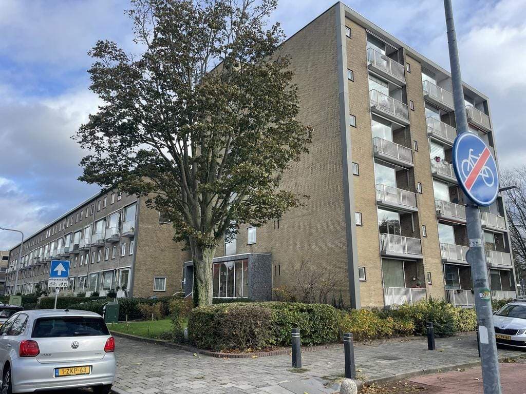 Apartment Loosdrechtseweg 249, Hilversum - For Rent