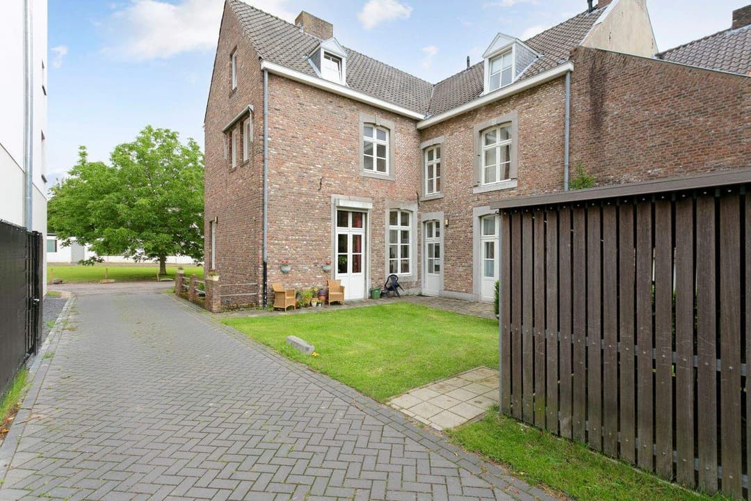 Apartment Abtstraat 14-K, Maastricht - For Rent