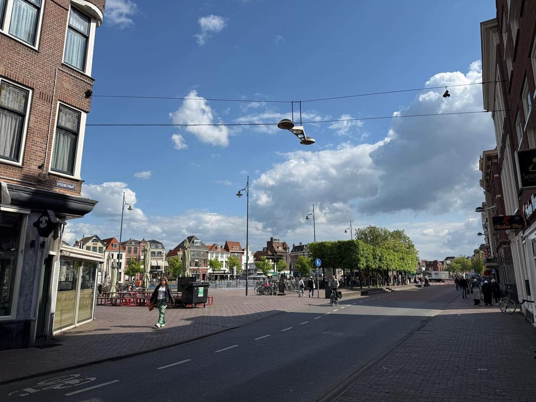 Unfurnished Room Steenstraat, Leiden - For Rent