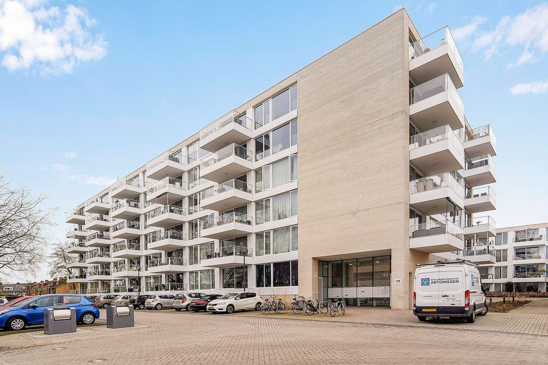 Apartment Overakkerstraat 105-E2, Breda - For Rent
