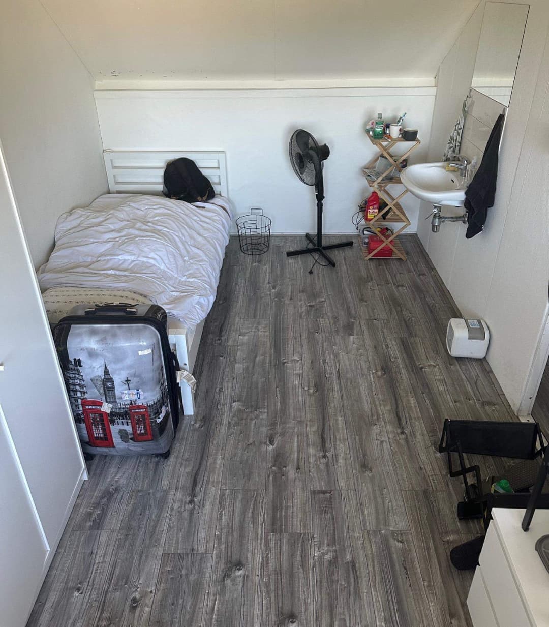 Zimmer H.B. Blijdensteinlaan, Roombeek, Enschede – Möbliertes Zimmer