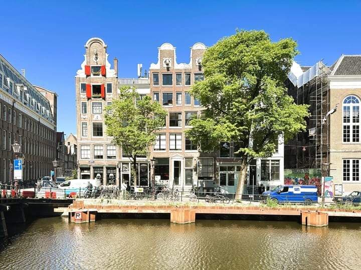 Kloveniersburgwal 56, Amsterdam - Maison haute triple