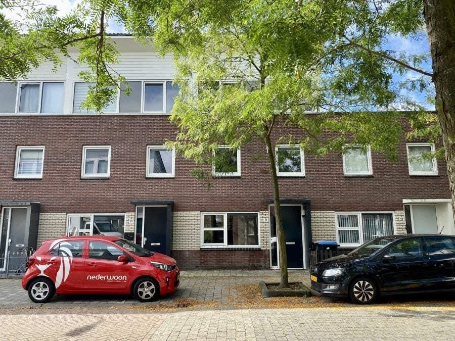 Zimmer G.I. Brucestraat, Deventer – Zu vermieten