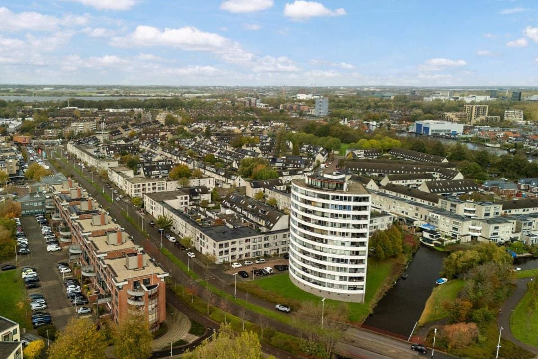Penthouse Flat Tine van Dethstraat, Leiden - For Rent