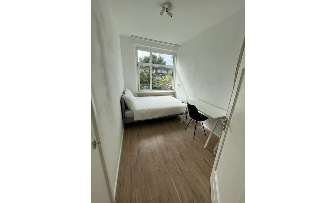 Kamer Talmastraat, Rotterdam - Te Huur