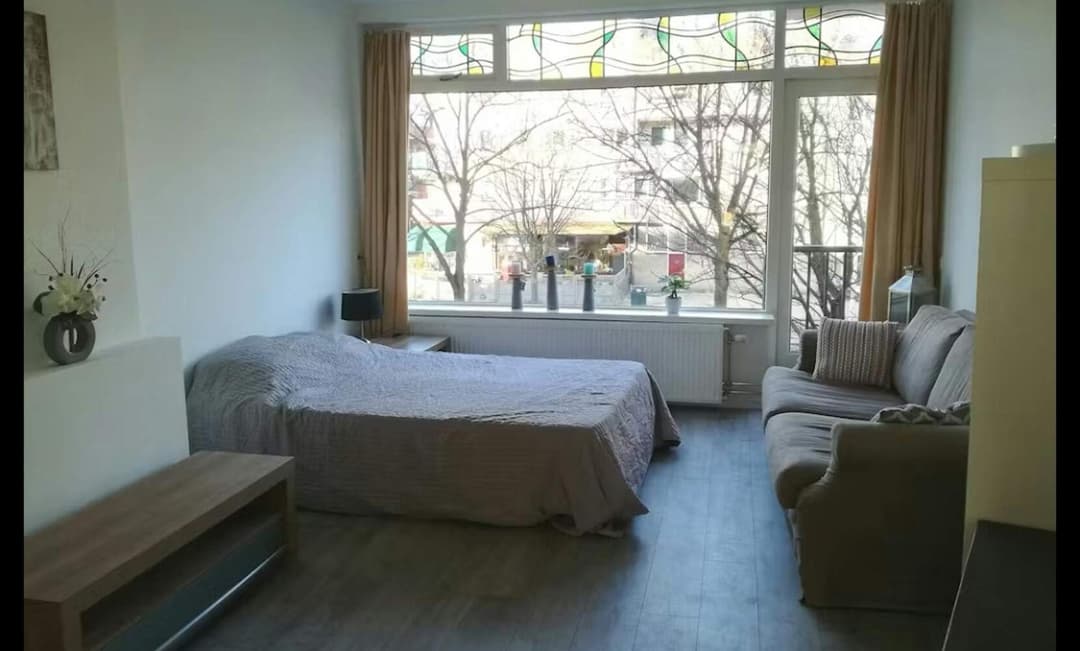Kamer in Admiraal de Ruyterweg, Rotterdam - Te Huur