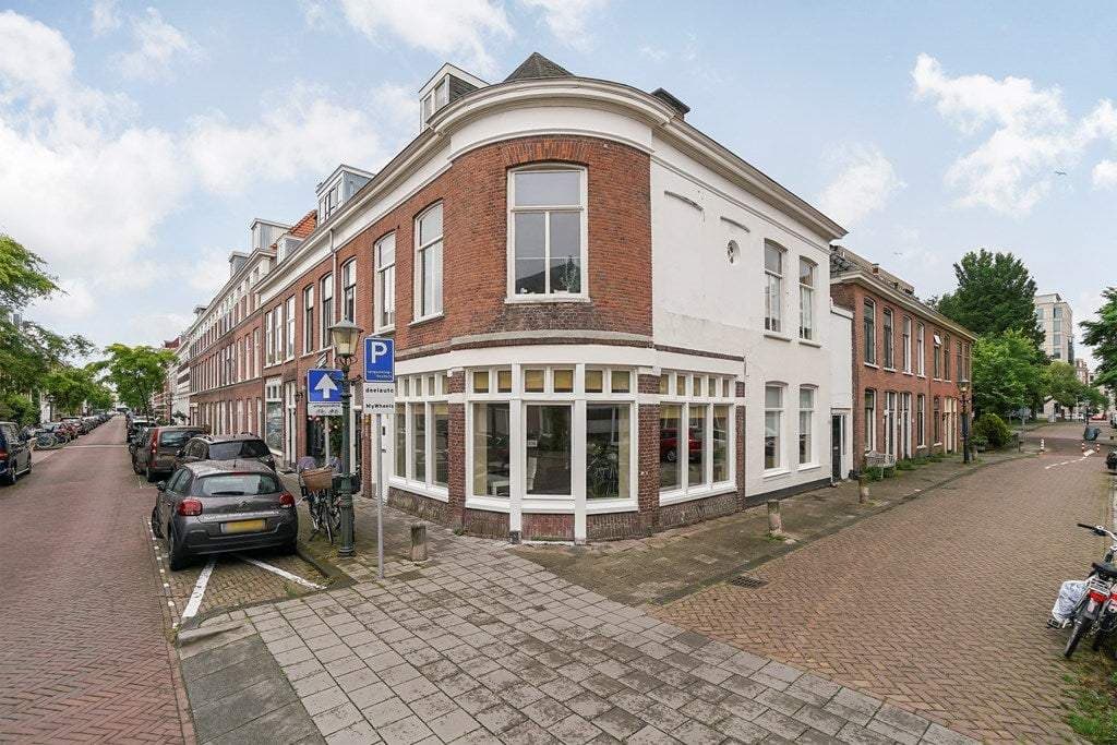 Flat Bonistraat, Den Haag - For Rent