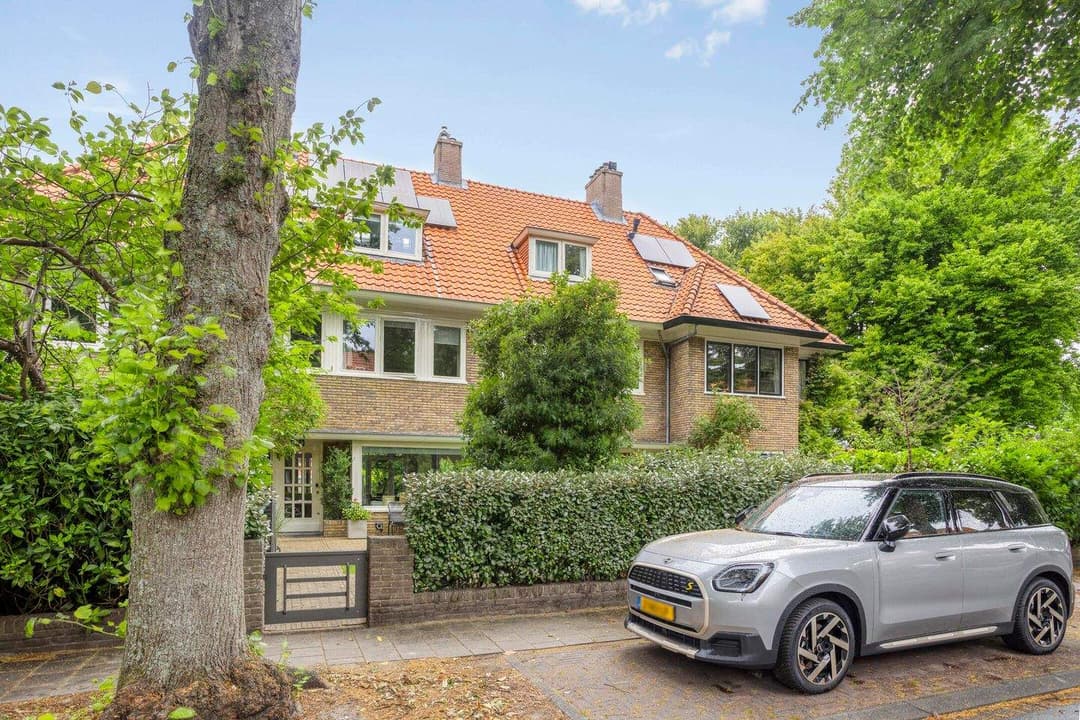Familiehuis Ernst Casimirlaan, Overveen - Te Huur