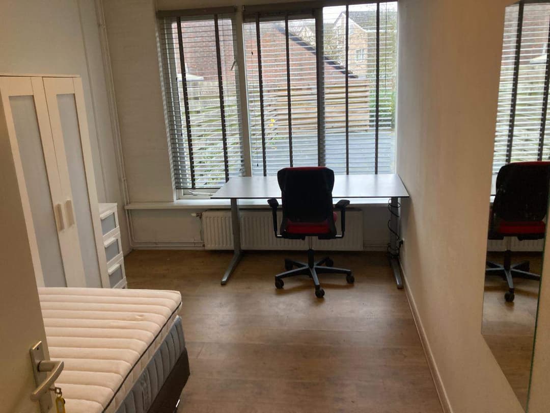 Furnished Room for Rent - Lenteklokje, Leeuwarden