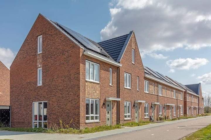 Hoekhuis Zomerdijk, Arnhem - Te huur
