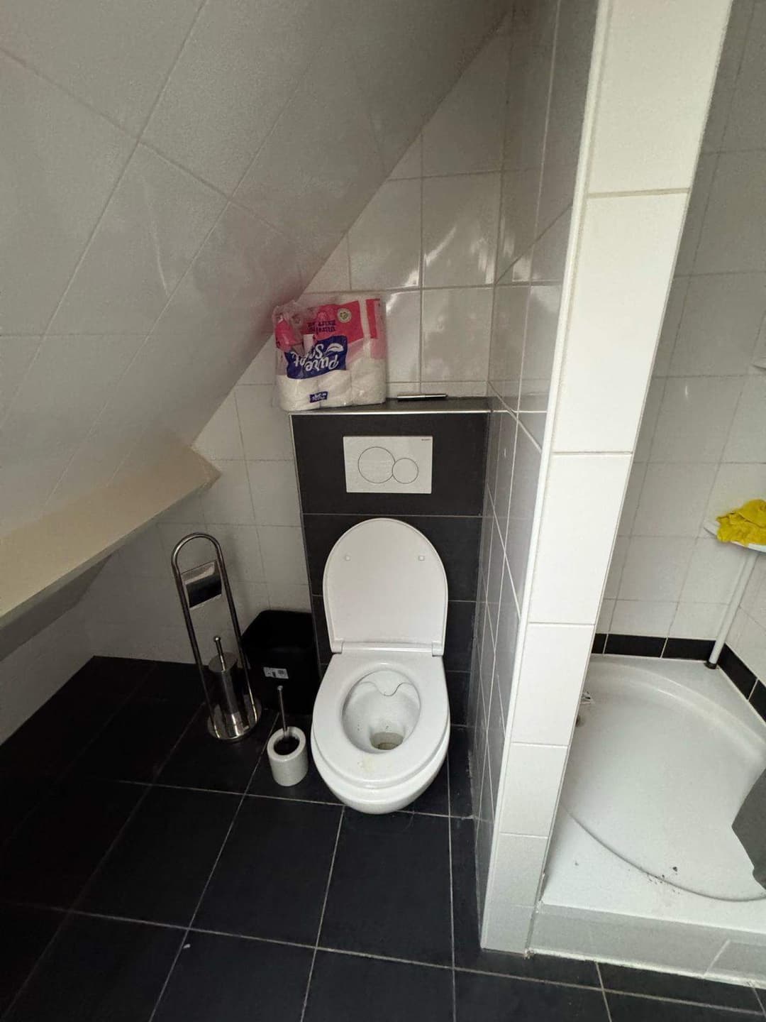 Ongemeubileerde Kamer Zeistpad, Almere - Te Huur
