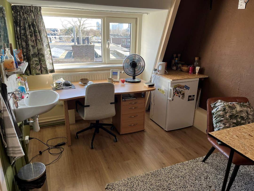 Room Alma Tademastraat, Leeuwarden - For Rent