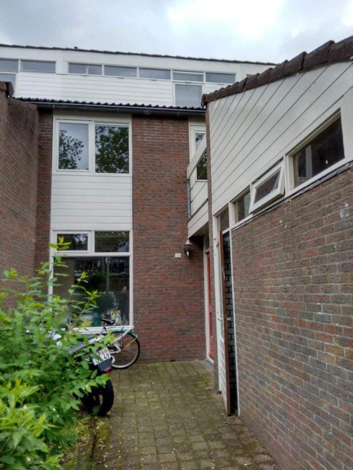 Furnished Room Fioringras, Leeuwarden - For Rent