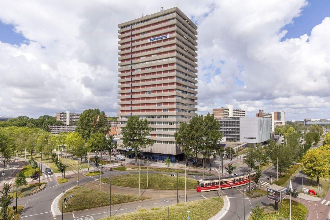 Studio Martinus Nijhofflaan 2-C, Delft - Te Huur