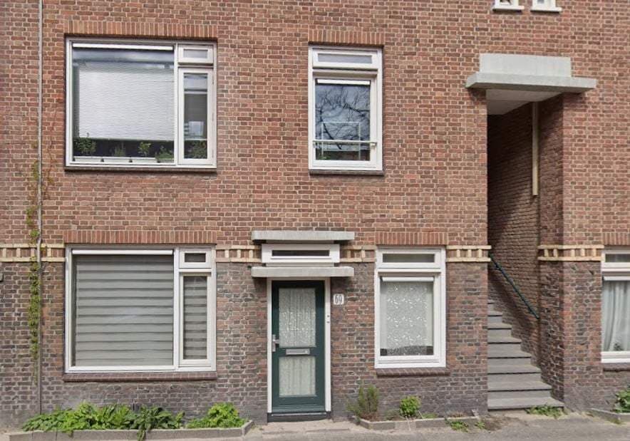 Hilversumsestraat 69, La Haya — Apartamento en planta baja