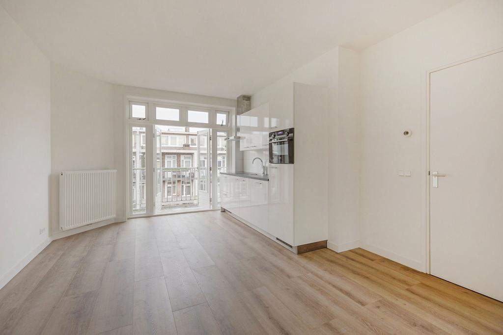 Appartement Rijnstraat 190-31079 HS Amsterdam - Te Huur
