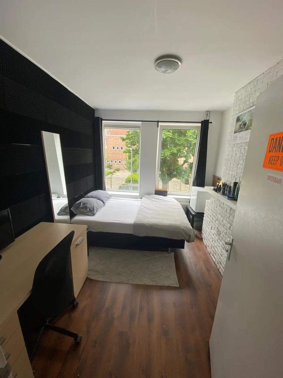 Ongemeubileerde Kamer Te Huur - Hoogvlietstraat, Rotterdam