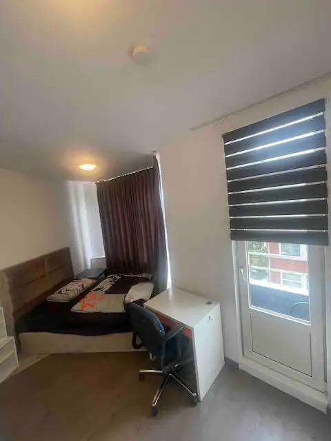 Habitación Amueblada Lange Singelstraat, Schiedam - Para Alquilar