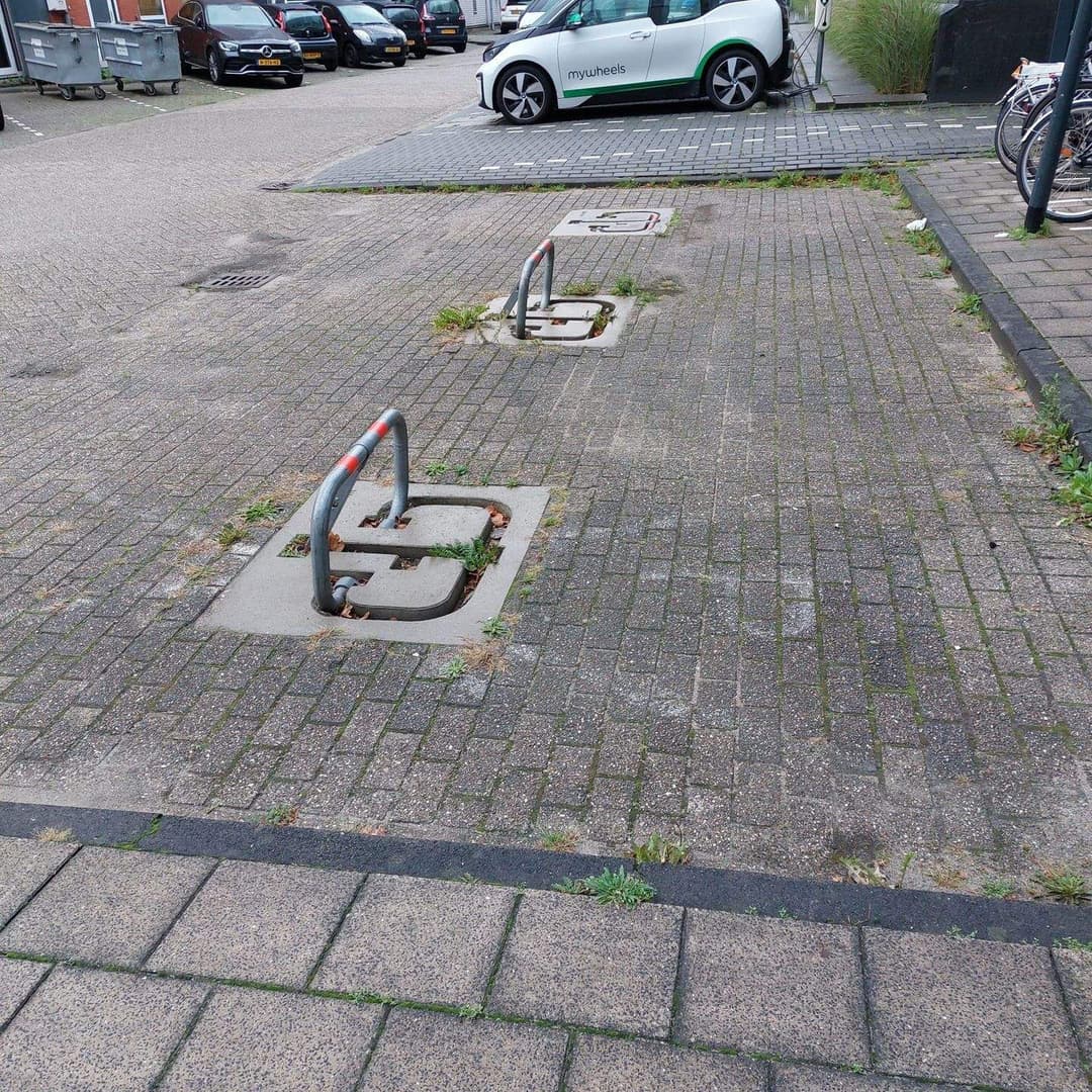Parkeerplaats Anthony Fokkerweg 131, Leiden - Te Huur