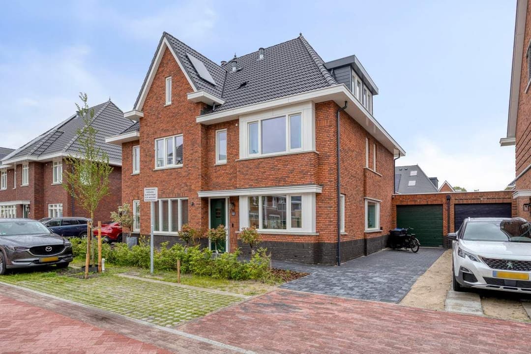 House Siem Vroomstraat 33, Berkel en Rodenrijs - For Rent