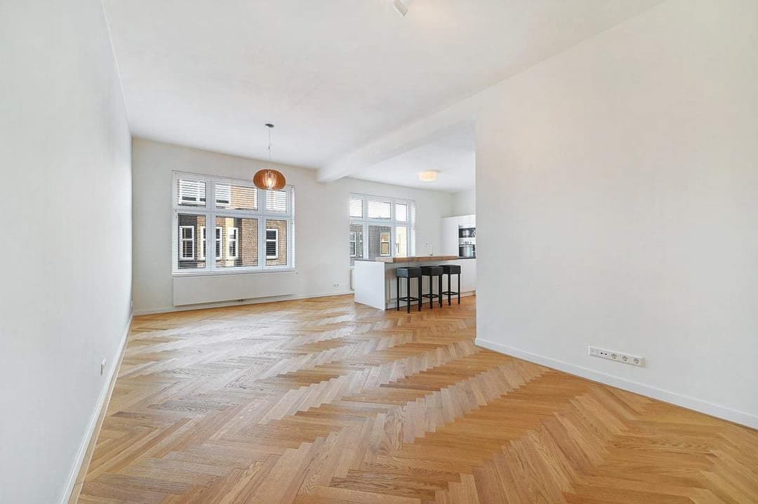 Appartement Pijnboomstraat 104, Den Haag - Te huur