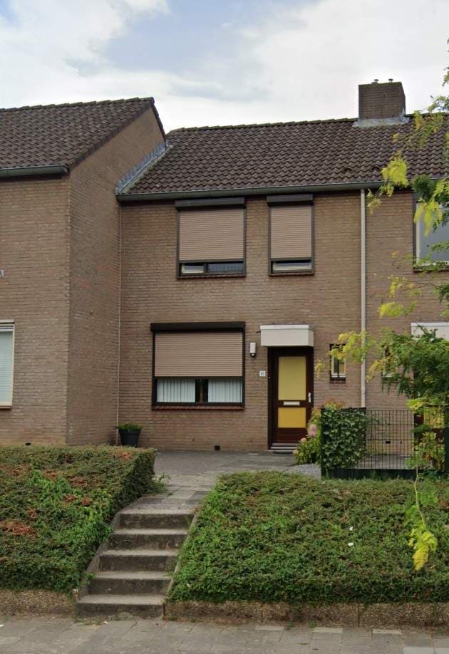 Tussenwoning Corisbergweg, Heerlen - Te Huur
