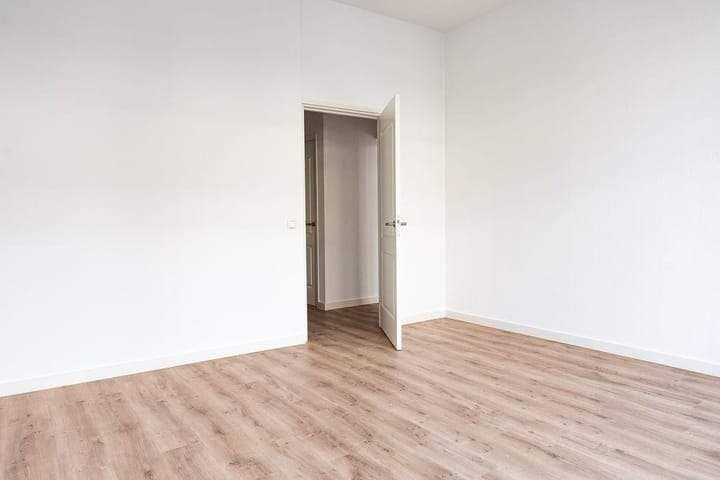 2-Room Apartment De Perponcherstraat, Den Haag - For Rent