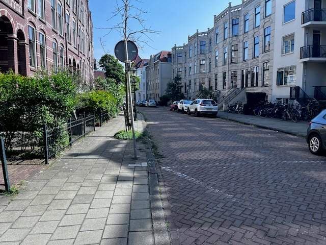 Espacio de estacionamiento Obrechtstraat 41, La Haya - En alquiler