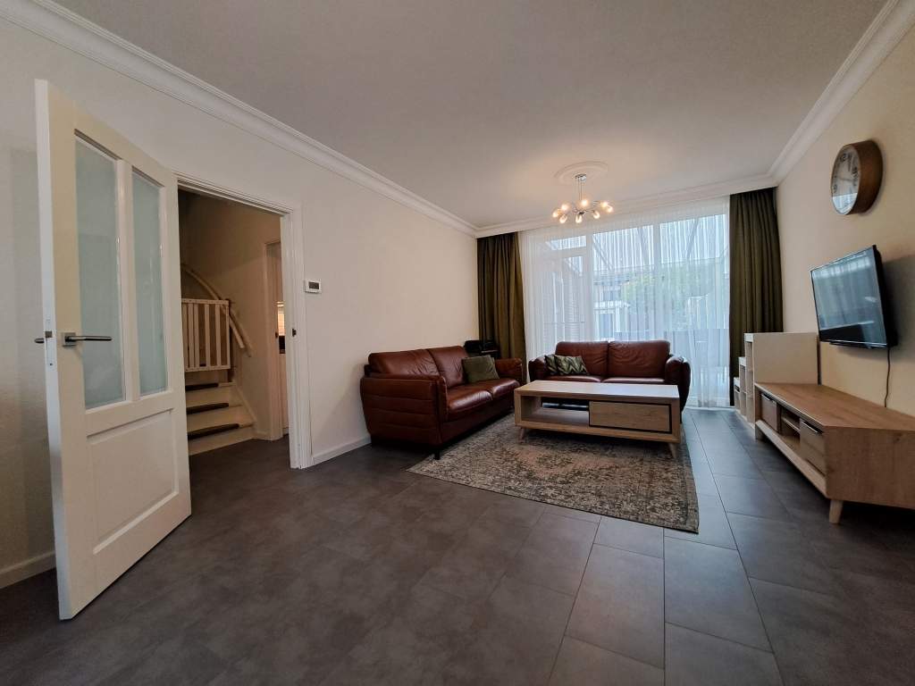 Schaepmanlaan, Bergen op Zoom - Maison mitoyenne meublée