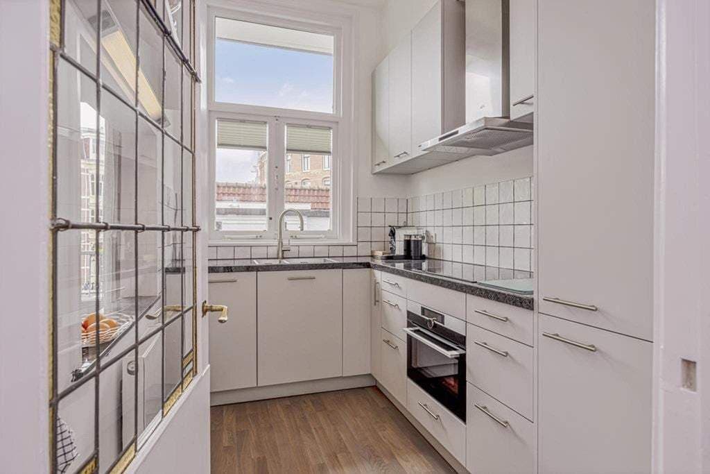Flat Van Baerlestraat 34 1, Amsterdam - Te Huur