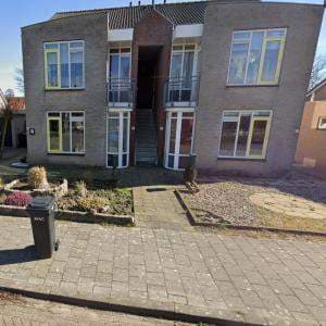 3-Room Upper Apartment in Hensbroek for Rent