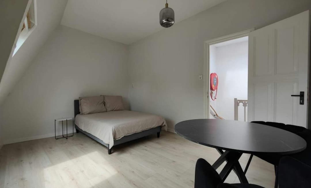 Kamer in Claes de Vrieselaan, Rotterdam - Te Huur